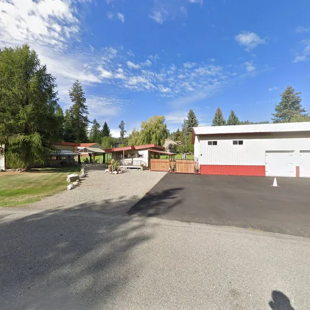 Bayview's 5th Street Cottages