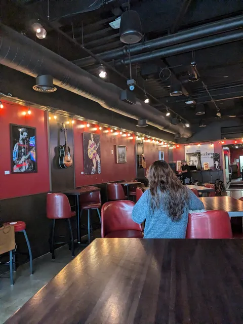 Mackenzie's Tunes & Tonics