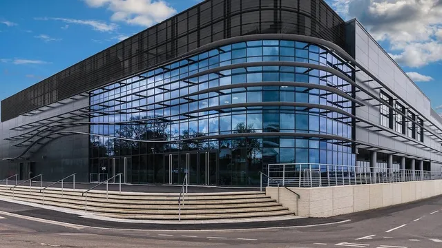 Everest Lodge Serviced Apartments By REDWOOD STAYS