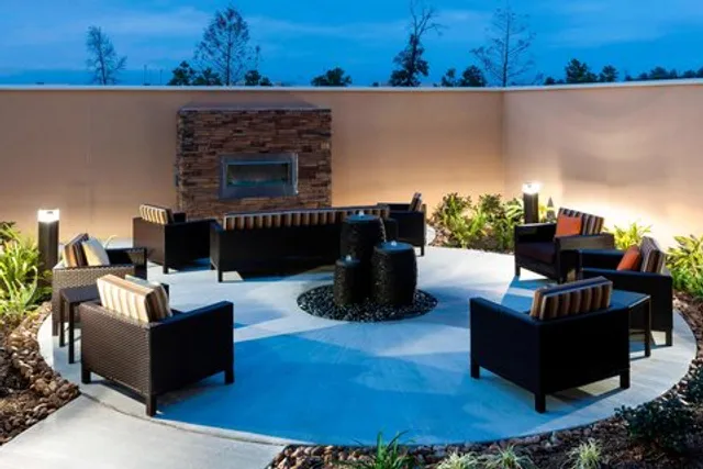 Courtyard by Marriott Houston North/Shenandoah