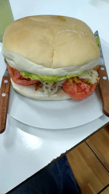 El Bakán del completo