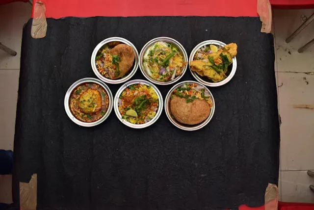 Mauli Tea & Snacks Center