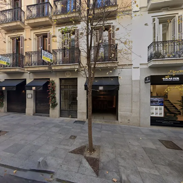 C. del Conde de Aranda, 4