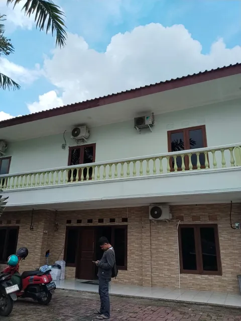 Urbanview Hotel Kampung Istal Megamendung Puncak