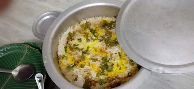 Thulasi Sri Restaurant & Bar