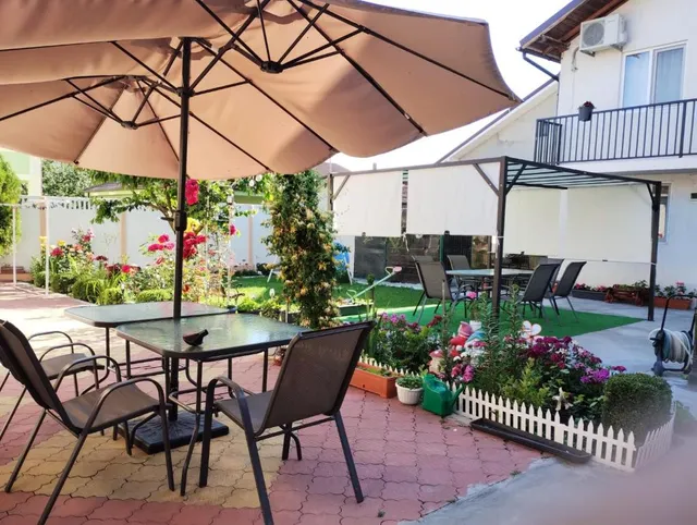 Casa Georgeta - punct gastronomic local Arome Dobrogene