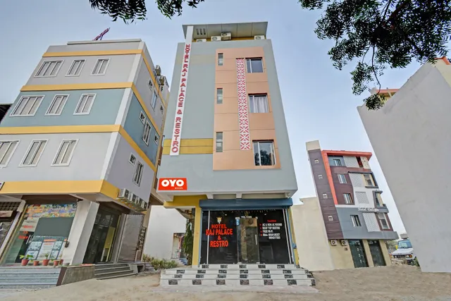 OYO Hotel Raj Palace