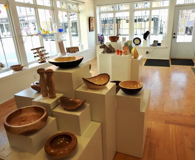 Arts On Main Gallery