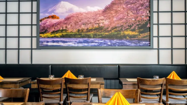 Mii Tii Sushi & More