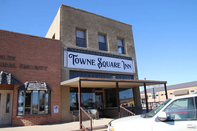 Towne Square Inn