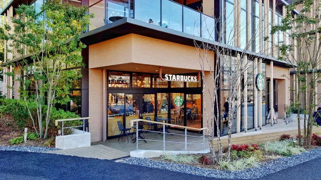 Starbucks Coffee - Meiji Park