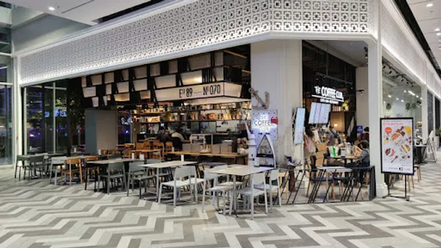 THE COFFEE CLUB -Samyan Mitrtown