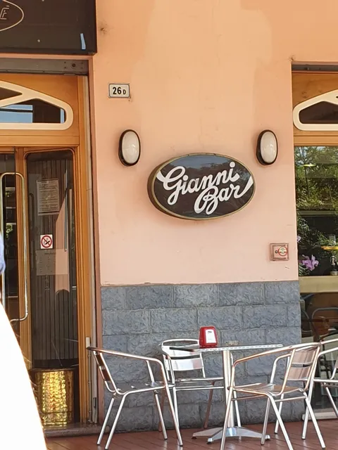 Gianni Bar