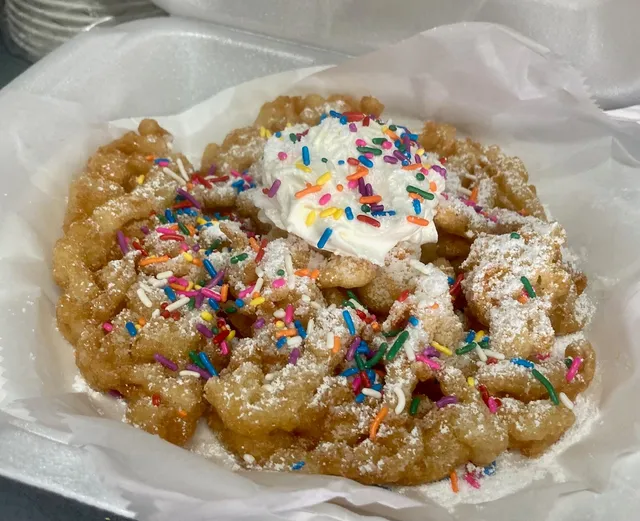 Smoke N Stars Food Trailer