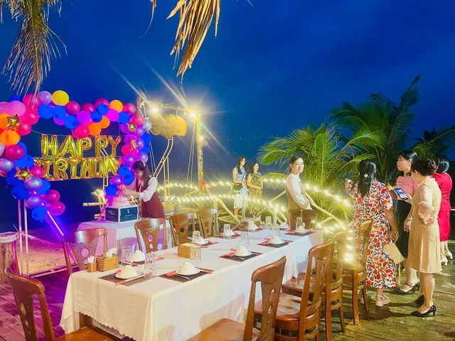 Nhà Hàng Hải Sản Dương Tơ