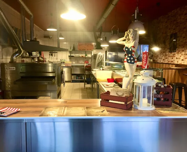 Pizzeria Golden Star