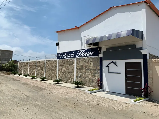 My Beach House Ballenita Santa Elena