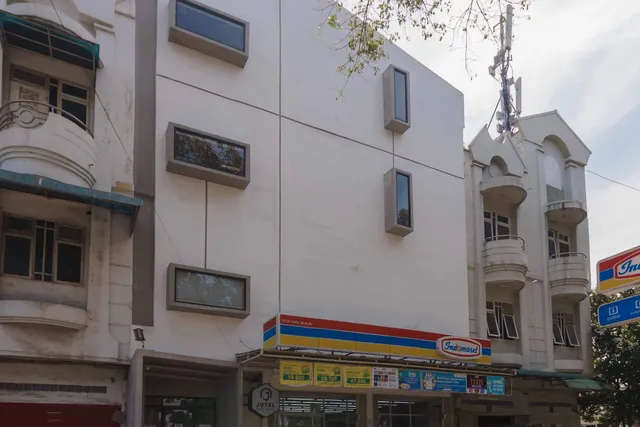 RedDoorz @ Jotel Guest House