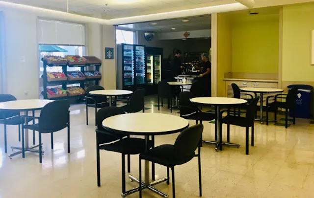 Kaiser Fremont cafeteria