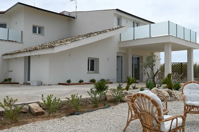 Bella Vista Kamarina Resort