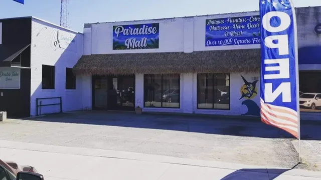 Paradise Mall Flea Market