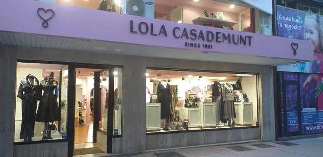 Lola Casademunt León