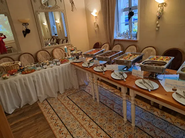 Schmidtalien | Schlemmen & Schlummern (Pension, Restaurant & Deko-Shop)