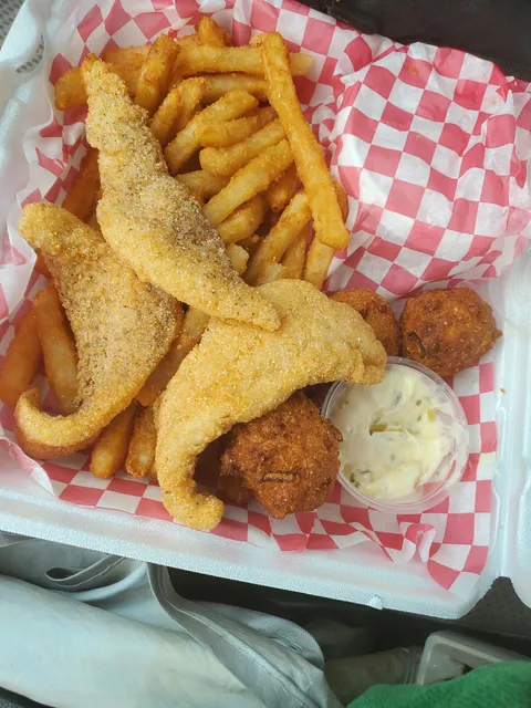 Mackey’s Catfish