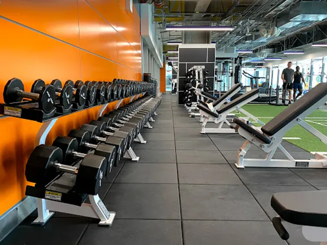 FITNESS SF - Transbay