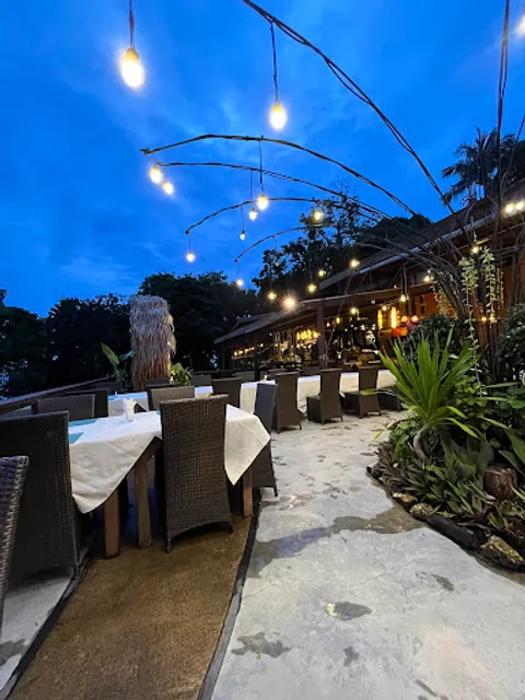 Secret Cliff Restaurant