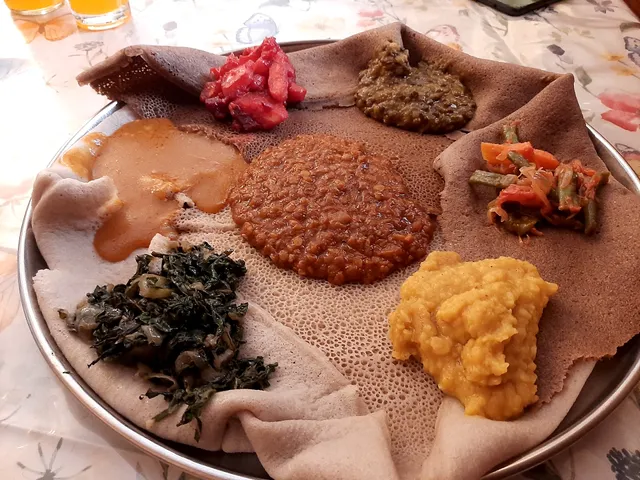 KG Corner | Piazza | ኬጂ ኮርነር | ፒያሳ