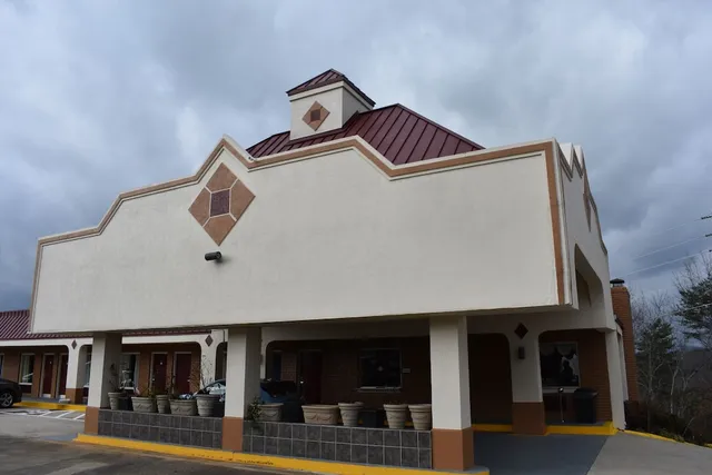 Dahlonega Mountain Inn