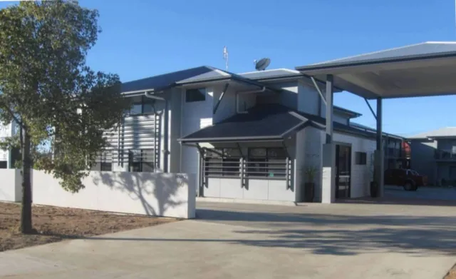 Royal Motel Miles, 4 Star, Free Wifi