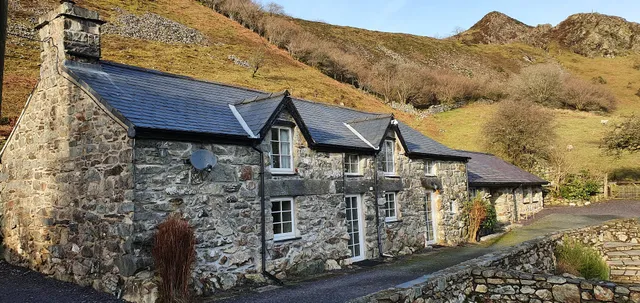 Tan Yr Allt Holiday Home