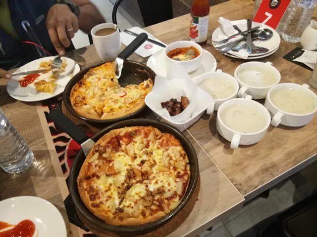 Pizza Hut