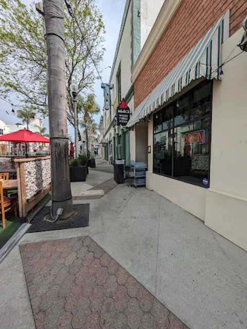 MidiCi Wood Fired Pizza