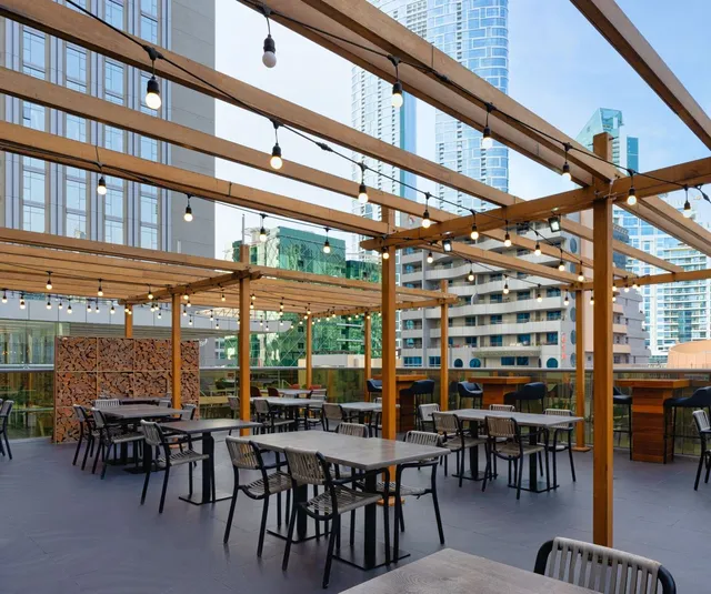 The Blacksmith Bar & Eatery, Dubai Marina