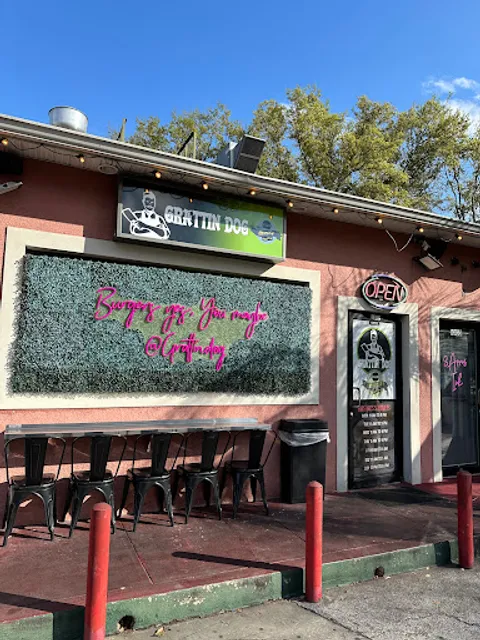 GRATTIN DOG