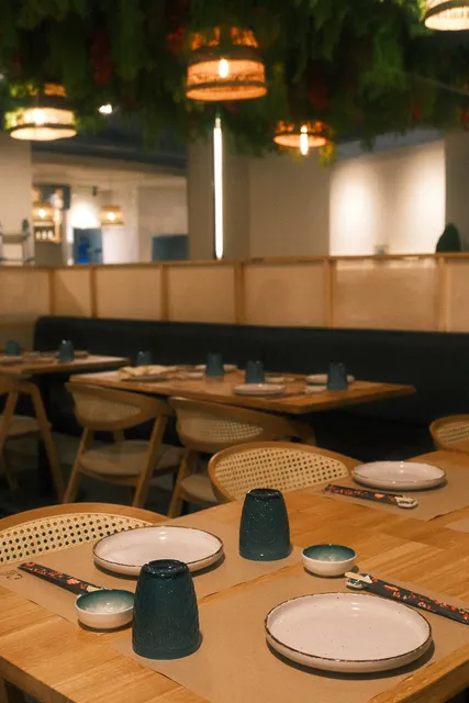 Komo Sushi || Restaurante asiático Buffet