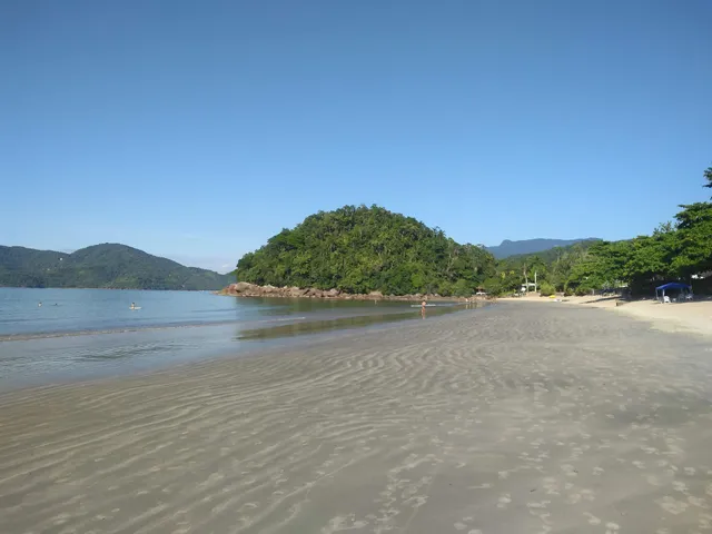 Suíte na praia do Lázaro