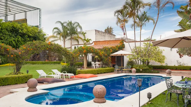 Residencia Jardín Real