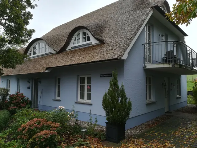 Alte Fischerkate und Möwennest