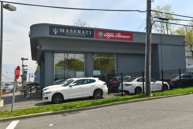 Champion Maserati - Long Island