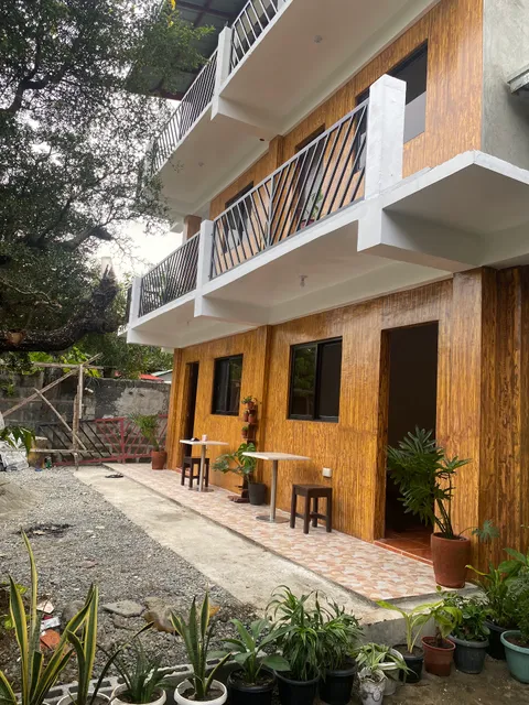 Alona's Traditional Filipino Home (Main)