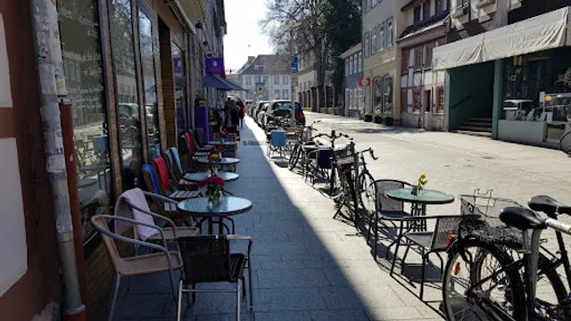 Café & Restaurant Shiraz