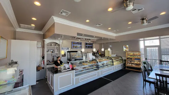 Chez Pierre French Bakery & Café