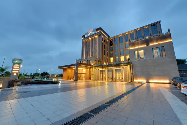 Rajawat The Fern - An Ecotel Hotel, Kanpur