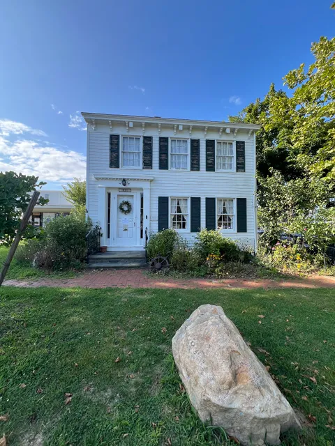Ireland House - Stirling Historical Society of Greenport