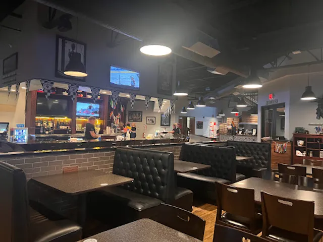 Brozinni Pizzeria at Speedway