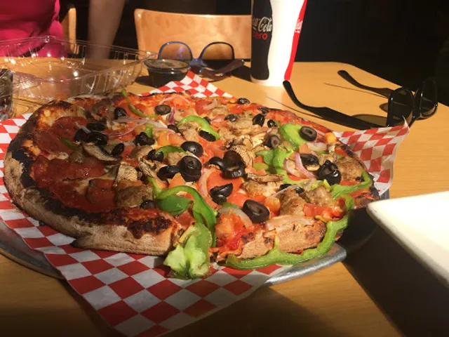 Cali-Forno Pizzeria